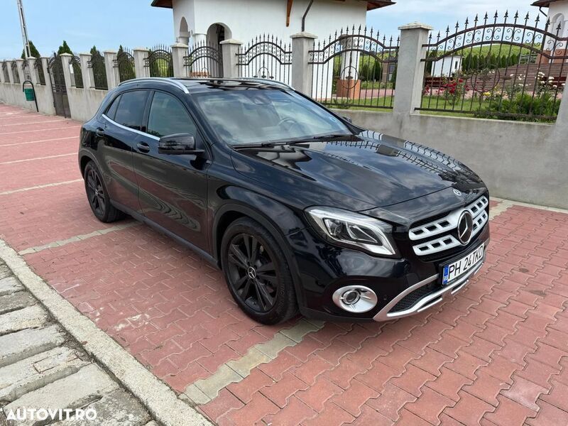 Negru Utilizat 2018 Mercedes GLA250 AMG line SUV | 18.500 EUR - Imagine 1/4