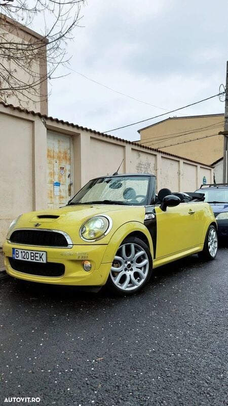 Galbeuriu Utilizat 2009 Mini Cooper S Cabriolet Cabrio | 6.990 EUR - Imagine 1/4