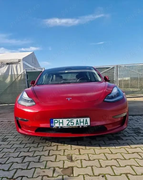 Second-hand Tesla Model 3 353 kW (480 CP) 2021 Berlinǎ