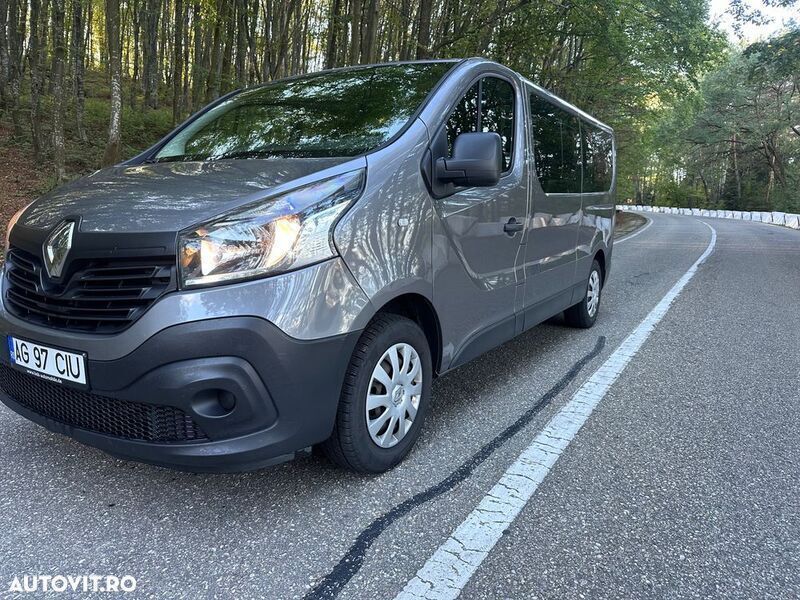 Gri Utilizat 2018 Renault Trafic Expression Van | 16.900 EUR - Imagine 1/4