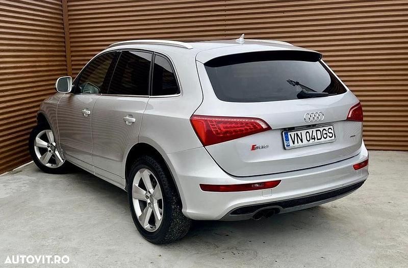 Second-hand Audi Q5 Premium 170 CP (125 kW) 2011 Culoareargint SUV