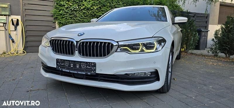 Culoarealb Utilizat 2017 BMW 530 Comfort Edition Berlinǎ | 22.199 EUR (Preț bun) - Imagine 1/4