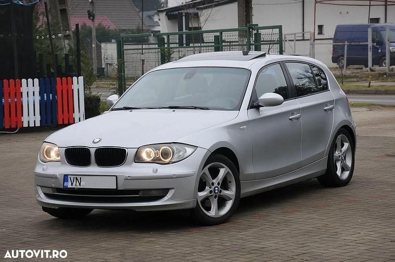 Second-hand BMW 120 Lifestyle 177 CP (130 kW) 2008 Culoaregri Hatchback