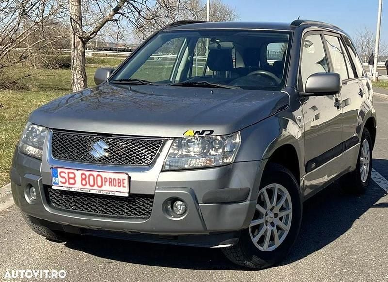 Second-hand Suzuki Grand Vitara Club 129 CP (94 kW) 2007 Culoaregri SUV