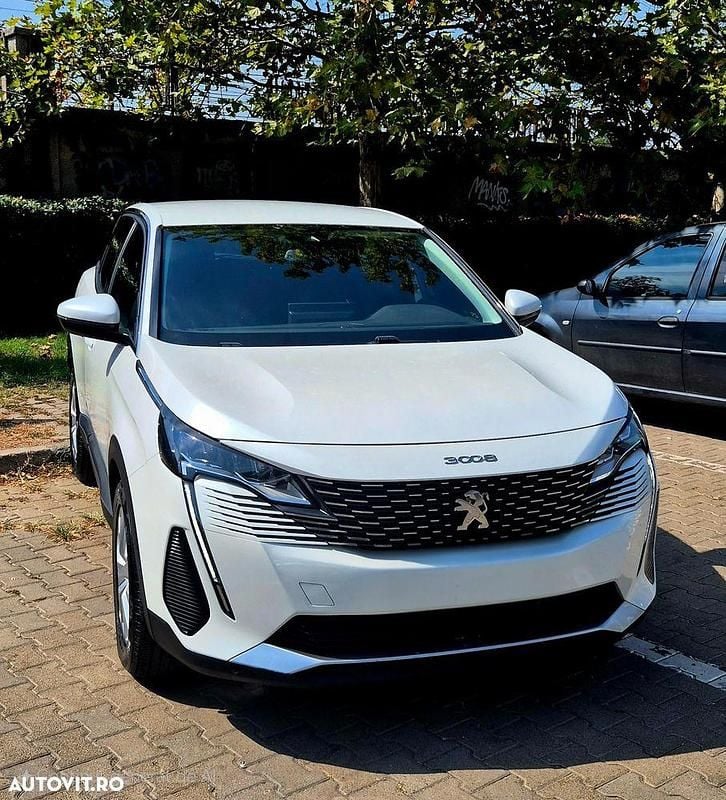 Culoarealb Utilizat 2021 Peugeot 3008 Active SUV | 17.400 EUR (Preț bun) - Imagine 1/4