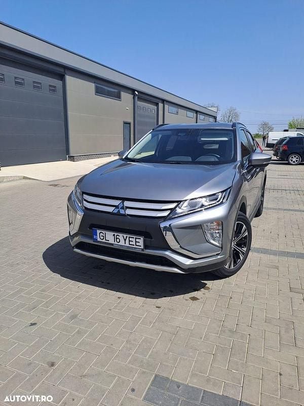 Gri Utilizat 2020 Mitsubishi Eclipse Cross Instyle SUV | 16.950 EUR (Super Preț) - Imagine 1/4