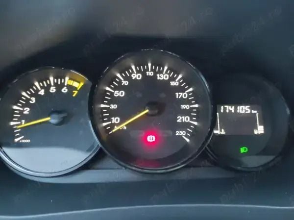 Albastru Utilizat 2010 Renault Mégane III Hatchback | 3.200 EUR (Preț bun) - Imagine 1/4