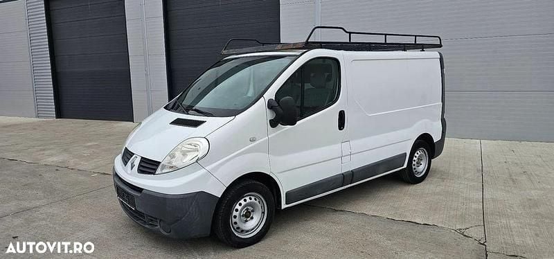 Culoareargint Utilizat 2010 Renault Trafic Van | 5.500 EUR (Preț bun) - Imagine 1/4