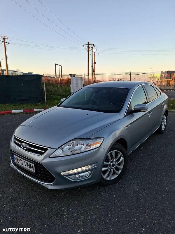 Second-hand Ford Mondeo 115 CP (84 kW) 2012 Culoaregray Berlinǎ