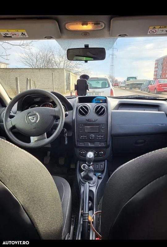 Second-hand Dacia Duster Ambiance 110 CP (80 kW) 2016 Culoarealbastru SUV