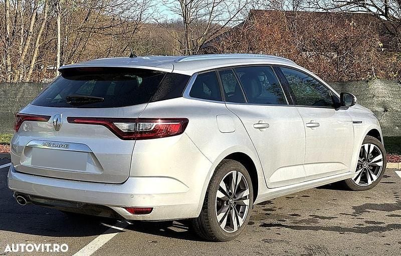 Second-hand Renault Mégane GrandTour Techno 140 CP (102 kW) 2020 Culoareargint Break