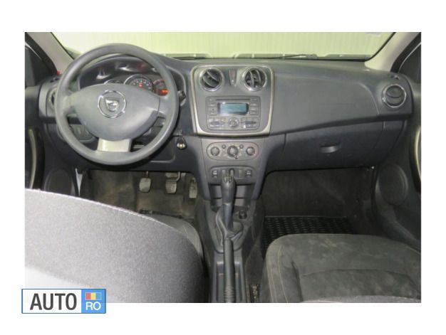 Second-hand Dacia Logan 75 CP (55 kW) 2014 Alb Berlinǎ