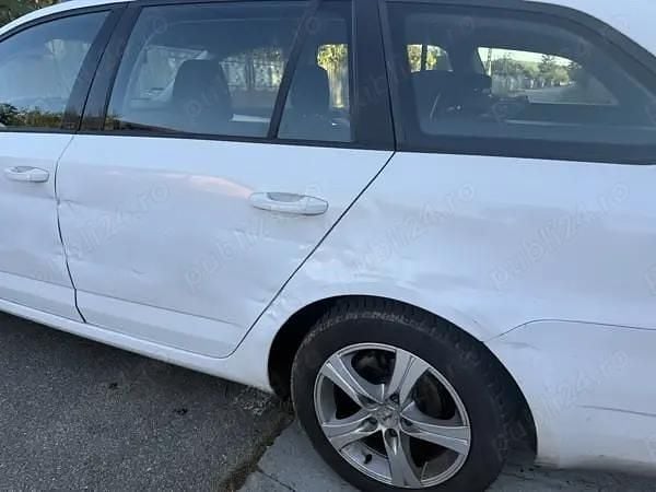 Utilizat 2013 Skoda Octavia Hatchback | 4.700 EUR (Super Preț) - Imagine 1/4
