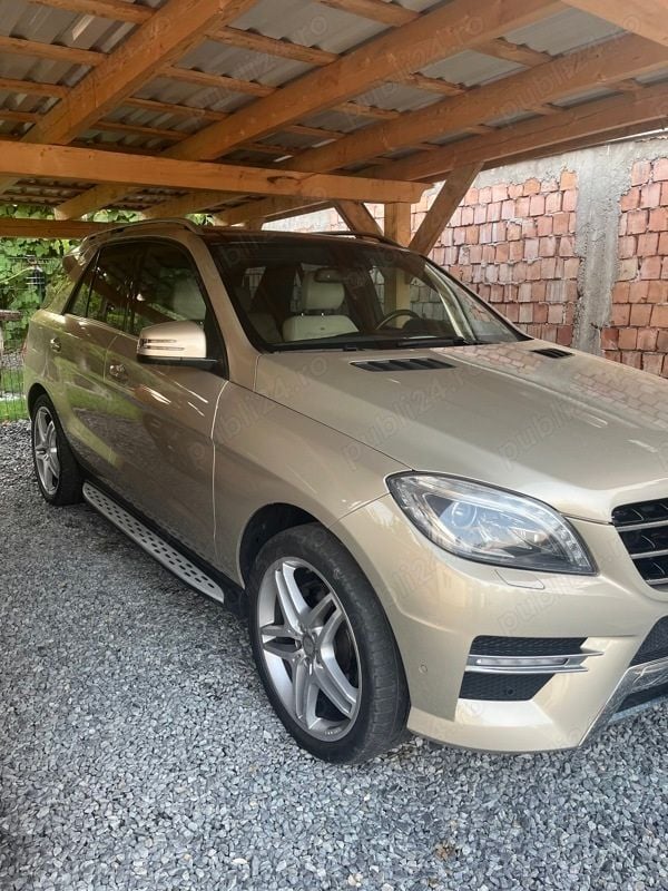Auriu Utilizat 2013 Mercedes ML350 SUV | 18.500 EUR (Puțin scump) - Imagine 1/4