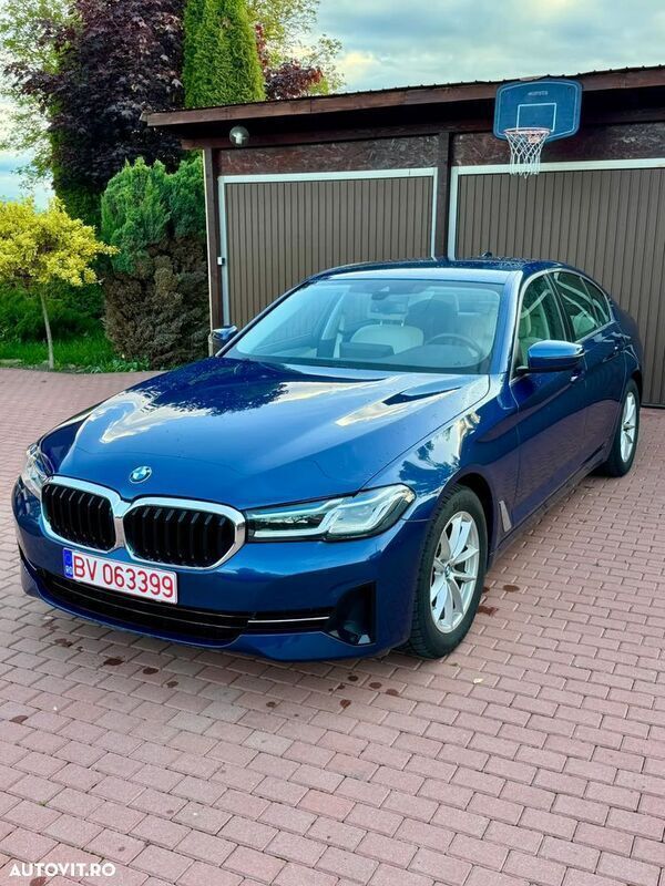 Second-hand BMW 520 Sport Line 184 CP (135 kW) 2022 Albastru Berlinǎ