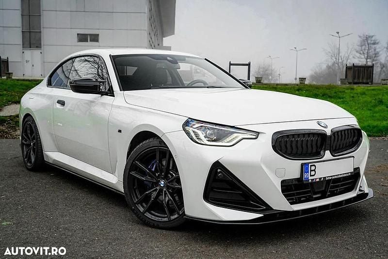 Second-hand BMW M240 M Sport 374 CP (275 kW) 2024 Culoarealb Coupe
