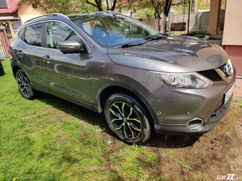 Utilizat 2014 Nissan Qashqai Tekna SUV | 10.850 EUR - Imagine 1/4