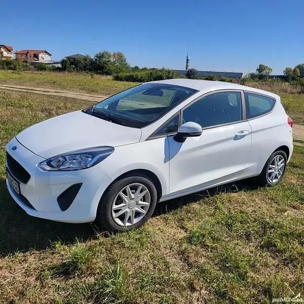 Utilizat 2018 Ford Fiesta Hatchback | 6.100 EUR (Preț bun) - Imagine 1/4