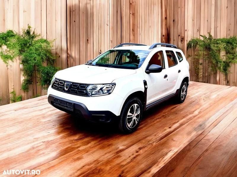 Culoarealb Utilizat 2018 Dacia Duster Comfort SUV | 9.799 EUR (Super Preț) - Imagine 1/4
