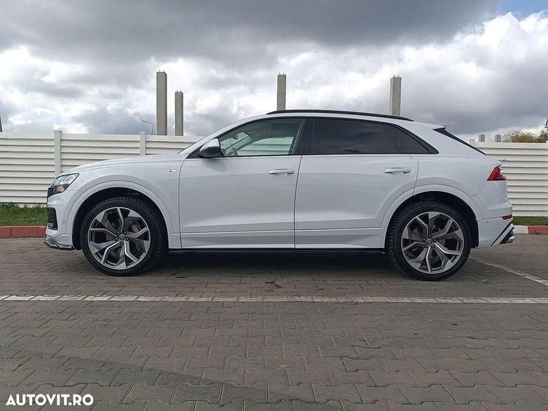 Culoarealb Utilizat 2019 Audi Q8 SUV | 42.800 EUR - Imagine 1/4