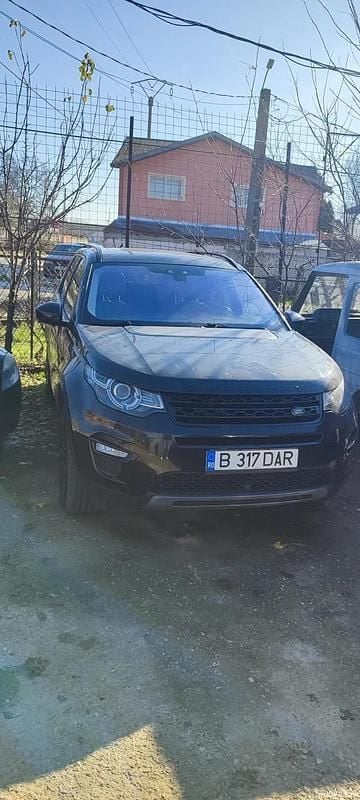 Utilizat 2017 Land Rover Discovery Sport SUV | 8.500 EUR (Super Preț) - Imagine 1/4