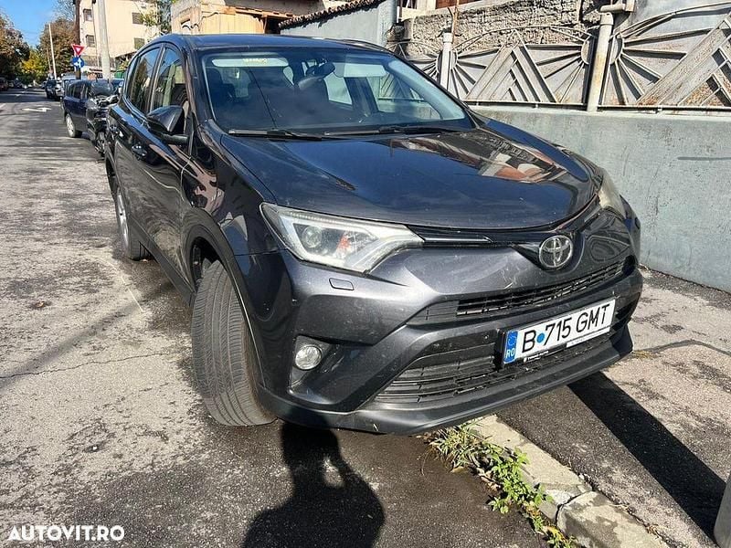 Culoarenegru Utilizat 2018 Toyota RAV4 SUV | 16.200 EUR (Super Preț) - Imagine 1/4