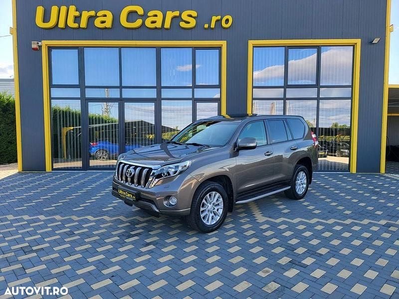 Culoaremaro Utilizat 2016 Toyota Land Cruiser Luxury SUV | 27.950 EUR (Preț bun) - Imagine 1/4