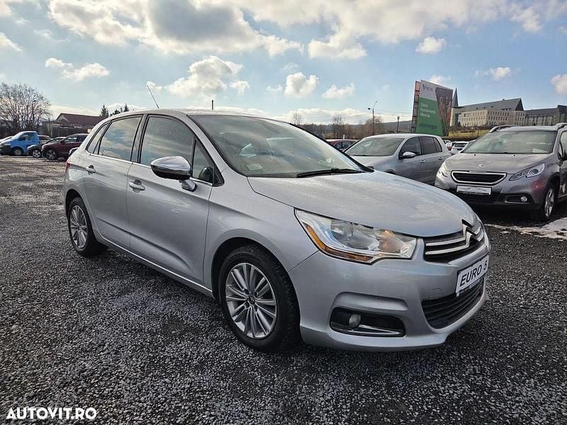 Culoareargint Second-hand 2013 Citroën C4 Comfort Hatchback | 4.590 EUR (Preț bun) - Imagine 1/4