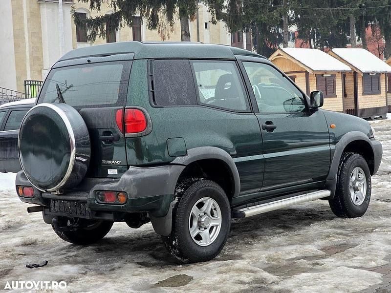 Second-hand Nissan Terrano Comfort 125 CP (91 kW) 2005 Culoareverde SUV