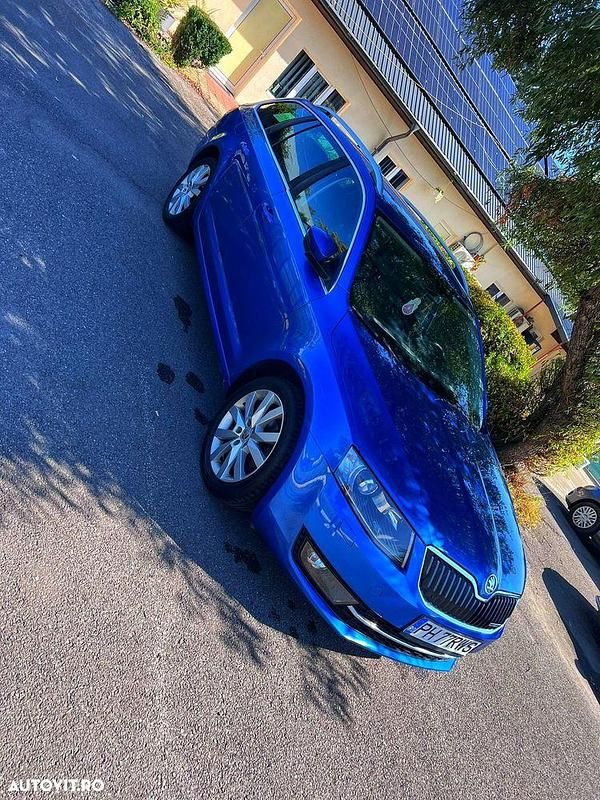 Culoarealbastru Utilizat 2015 Skoda Octavia GreenLine Break | 7.570 EUR (Preț OK) - Imagine 1/4