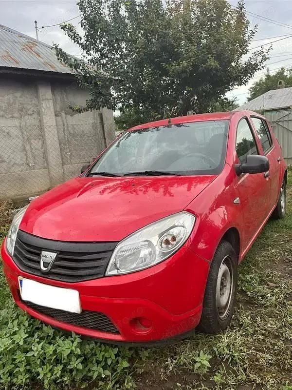 Rosu Utilizat 2009 Dacia Sandero Hatchback | 2.000 EUR (Preț bun) - Imagine 1/4