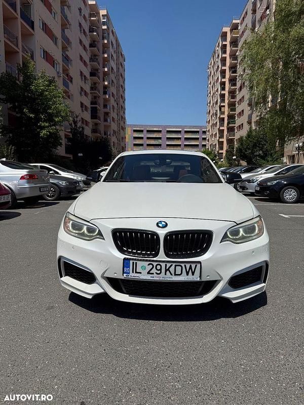 Alb Utilizat 2014 BMW M235 Sport Line Coupe | 19.900 EUR - Imagine 1/4
