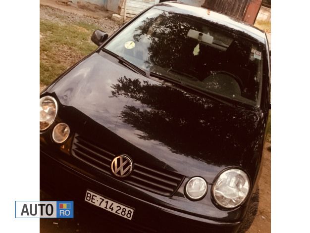 Negru Utilizat 2003 VW Polo Hatchback | 1.350 EUR - Imagine 1/4