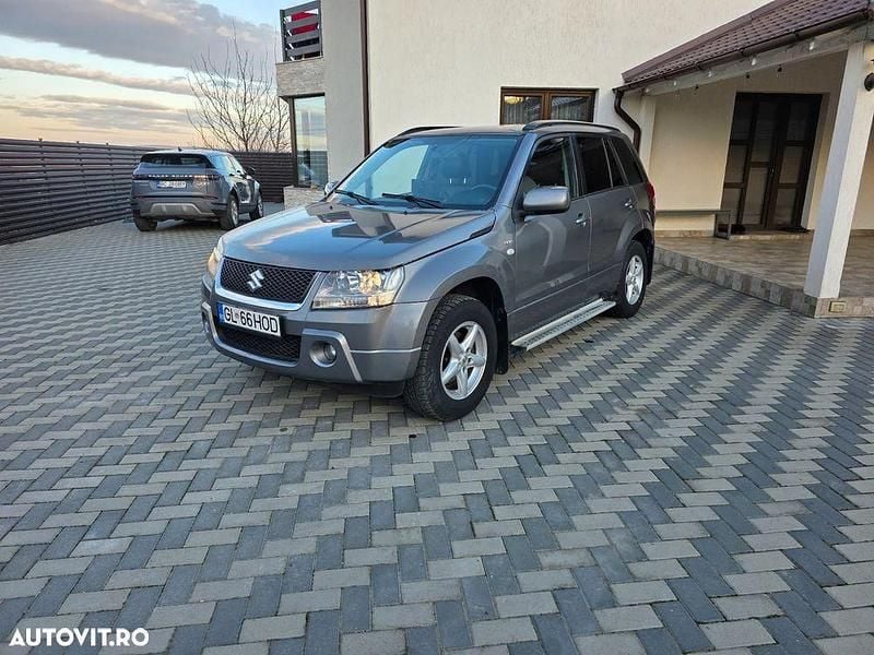 Second-hand Suzuki Grand Vitara Club 129 CP (94 kW) 2007 Culoaregri SUV