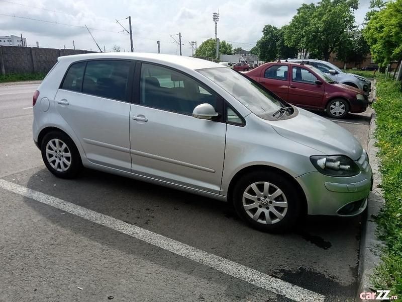 Utilizat 2006 VW Golf V Hatchback | 2.400 EUR - Imagine 1/1