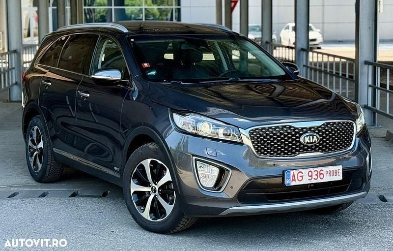Gri Utilizat 2016 Kia Sorento Edition 7 SUV | 14.999 EUR (Super Preț) - Imagine 1/4