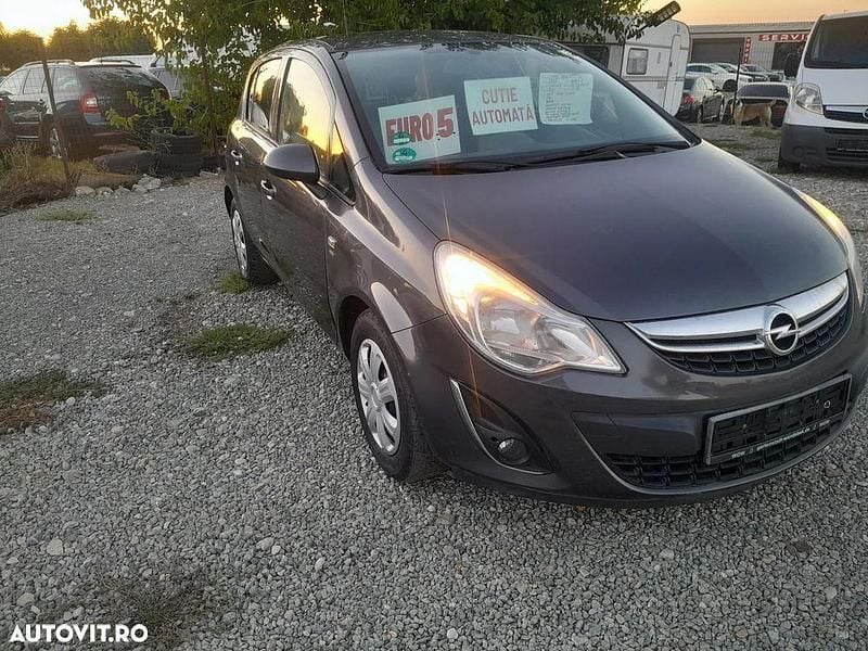 Culoarealte culori Utilizat 2012 Opel Corsa | 4.190 EUR (Preț bun) - Imagine 1/4
