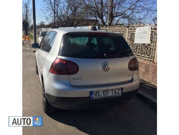 Second-hand VW Golf V 105 CP (77 kW) 2007 Argintiu Hatchback