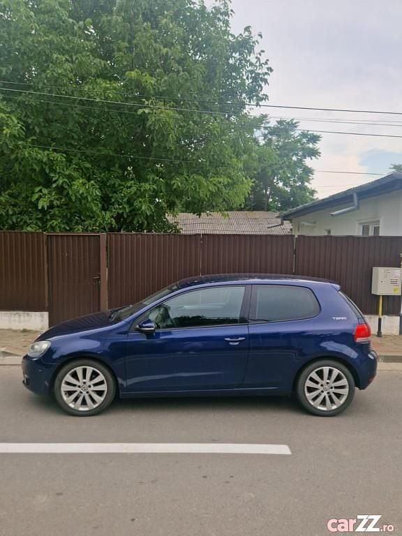 Utilizat 2010 VW Golf VI Hatchback | 3.900 EUR - Imagine 1/4