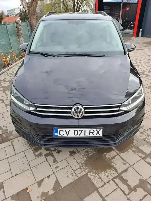 Negru Utilizat 2017 VW Touran Monovolum | 14.999 EUR (Scump) - Imagine 1/4