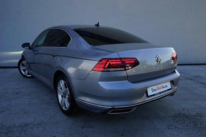 Second-hand VW Passat Highline 150 CP (110 kW) 2020 Gri mediu  normal Berlinǎ