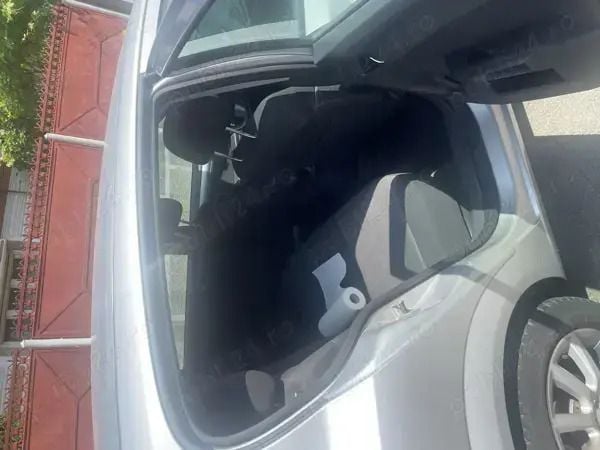 Utilizat 2010 Opel Antara SUV | 2.000 EUR - Imagine 1/4