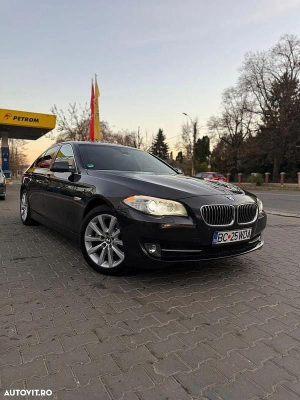 Culoaregri Utilizat 2012 BMW 520 Comfort Edition Berlinǎ | 11.790 EUR (Preț OK) - Imagine 1/4