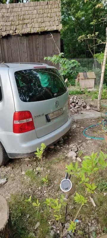 Utilizat 2004 VW Touran Monovolum | 1.100 EUR - Imagine 1/4