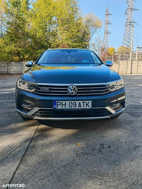Culoaregri Utilizat 2019 VW Passat Alltrack Break | 21.700 EUR (Preț bun) - Imagine 1/4