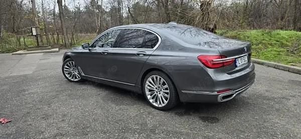 Second-hand BMW 730 265 CP (194 kW) 2017 Gri Berlinǎ