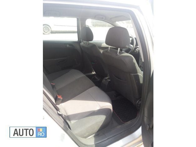 Second-hand Opel Astra 110 CP (80 kW) 2011 Argintiu Break