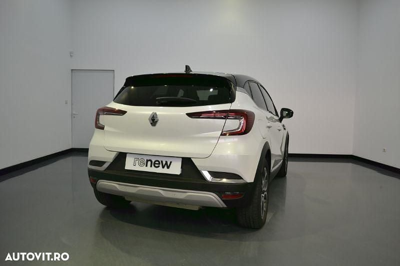 Second-hand Renault Captur Intens 160 CP (117 kW) 2021 Culoarealb SUV