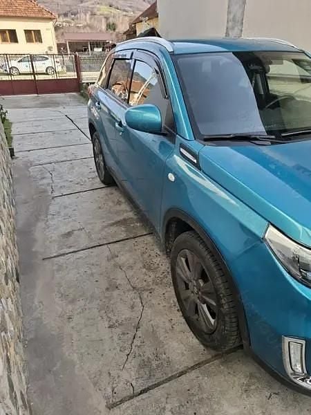 Second-hand Suzuki Vitara 130 CP (95 kW) 2021 Albastru SUV