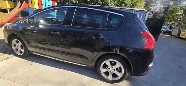 Culoarenegru Utilizat 2011 Peugeot 3008 Active Monovolum | 4.700 EUR - Imagine 1/4